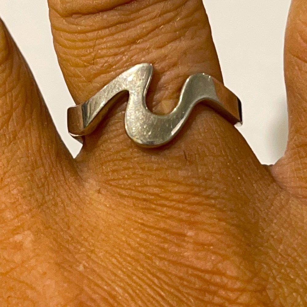 925 Sterling Silver Waves Ring - image 1